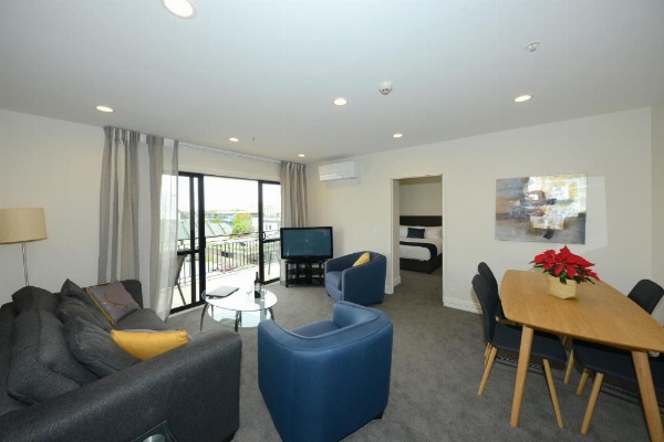 West Fitzroy Apartments image 18