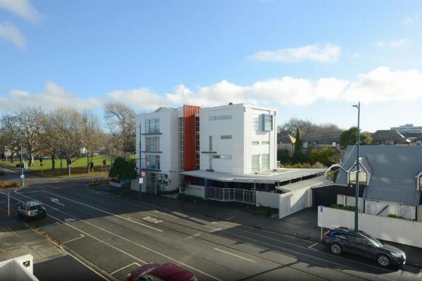 West Fitzroy Apartments image 26